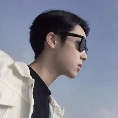 7878戴眼镜系男生头像7878