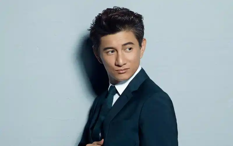 帅气明星吴奇隆桌面壁纸下载