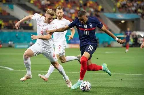 高清图集2020欧洲杯18决赛法国33瑞士311p