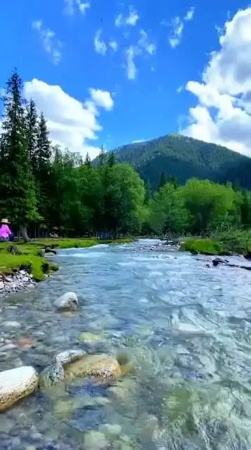 蓝天白云,绿水青山啊