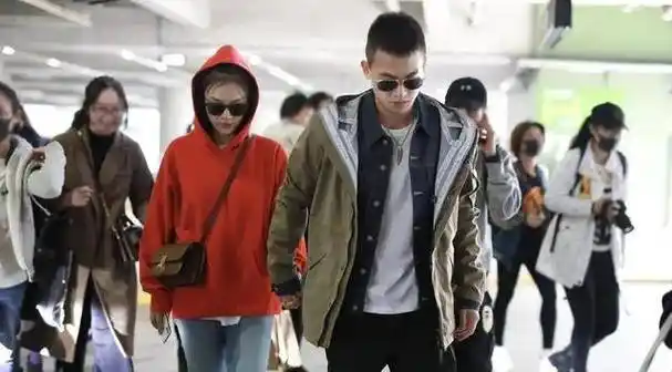 有种"整容"叫马思纯分手,前男友欧豪变化不大,她却像是换个人_故事