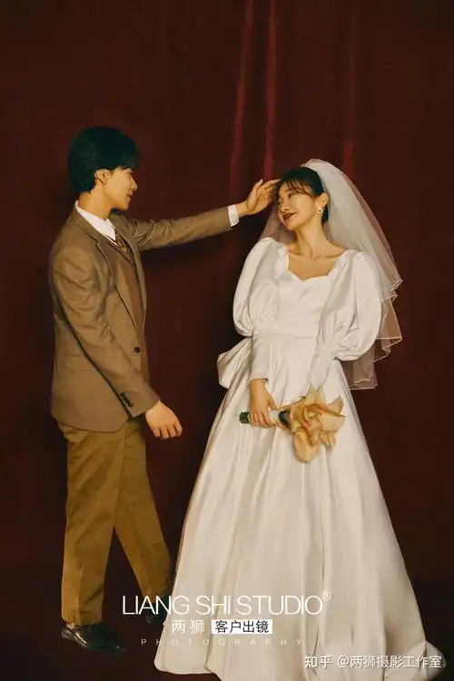 妈妈看完感动哭了的90年代婚纱照69