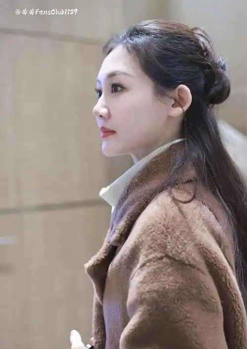 网友:郑恺老婆苗苗颜值不输女明星|娱乐圈|苗苗(演员)_网易订阅