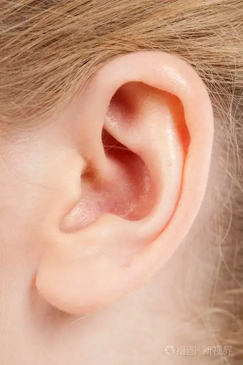 女性的耳朵照片-正版商用图片1b7uy3-摄图新视界
