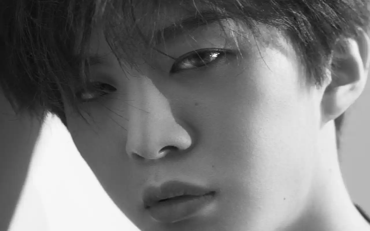 范丞丞帅气写真图片桌面壁纸