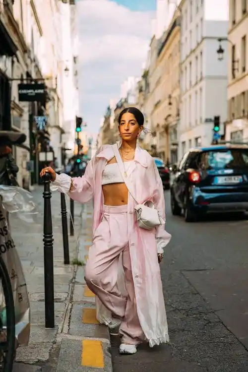 街拍 欧美 博主 时尚 ins