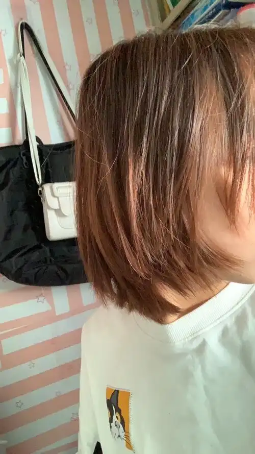 这次托尼帮我把那部分的头发打薄了(误打误撞)