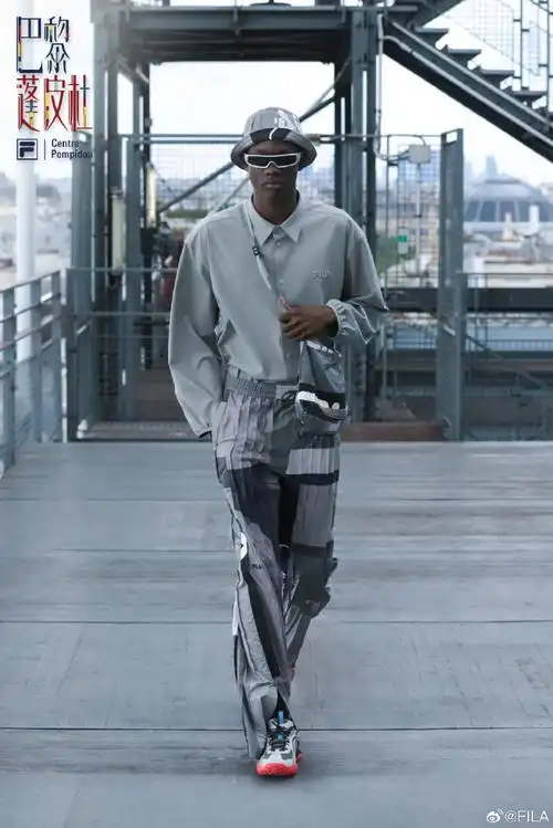 fila巴黎蓬皮杜大秀##fila艺术印花##fila蓬皮杜