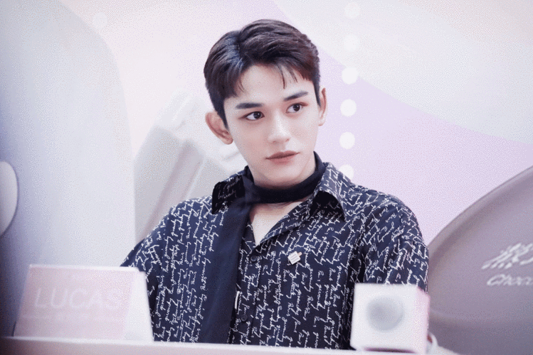 黄旭熙 - 堆糖,美图壁纸兴趣社区