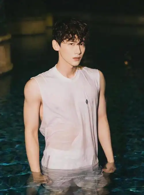 肥胖身材,油腻外表,内娱的男明星们,是时候该"醒醒"了!_腾讯新闻