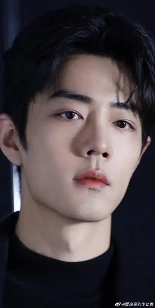 王一博怼脸vs肖战怼脸,两位的镜头表现力怎么样?