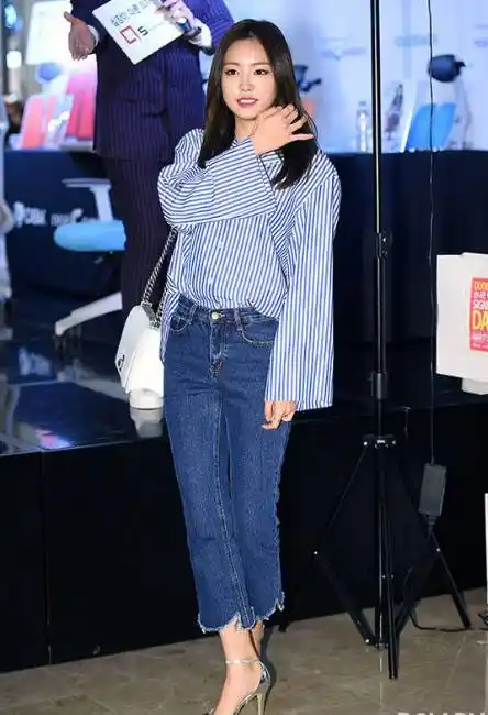 郑爽就是穿了这套,成功撩到男神杨洋-私人订制搭配师-八卦帝