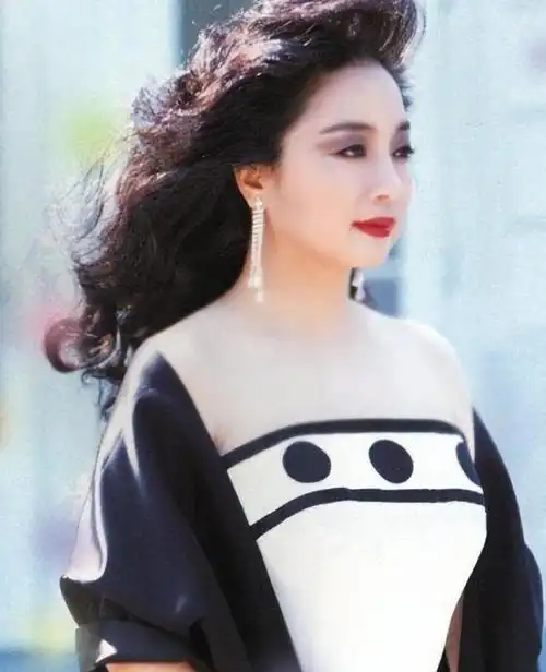 一代天后徐小凤的传奇人生