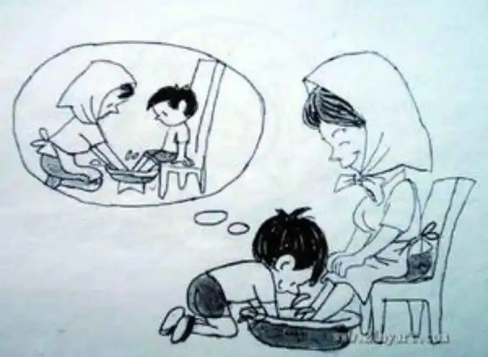 中班幼儿活动:1,帮妈妈洗脚,洗碗,扫地等.