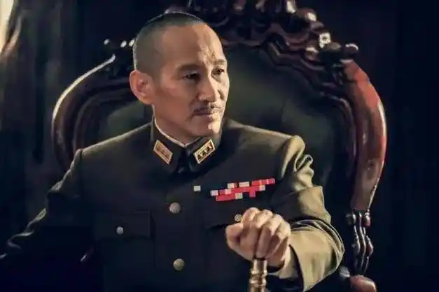 最神似蒋介石的演员,陈道明排第2,第1名连蒋经国都说太像了!