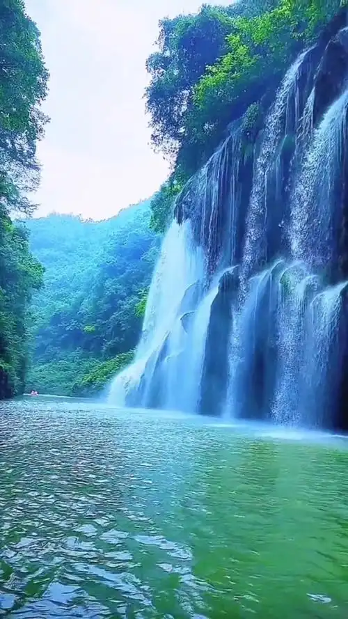 很美丽的山水风景