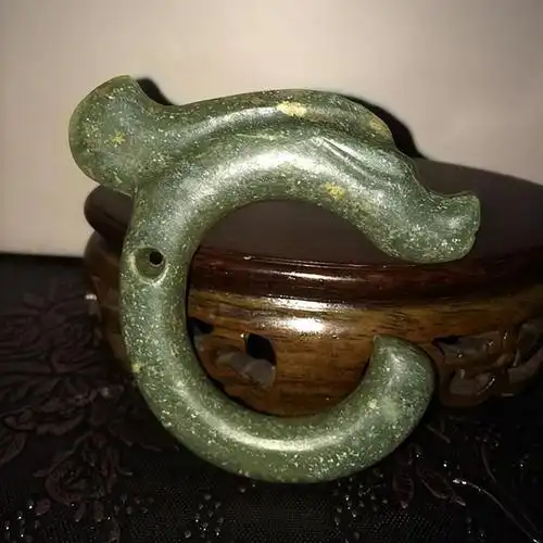 30元被博物馆收购,经鉴定是古代红山文物|玉龙|玉雕|玉猪龙|十大考古