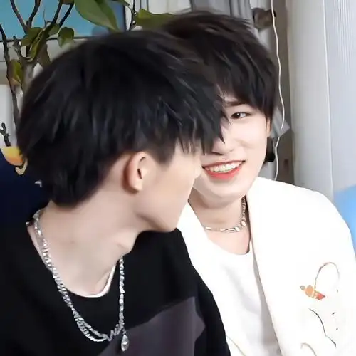 马嘉祺和宋亚轩在一起吧