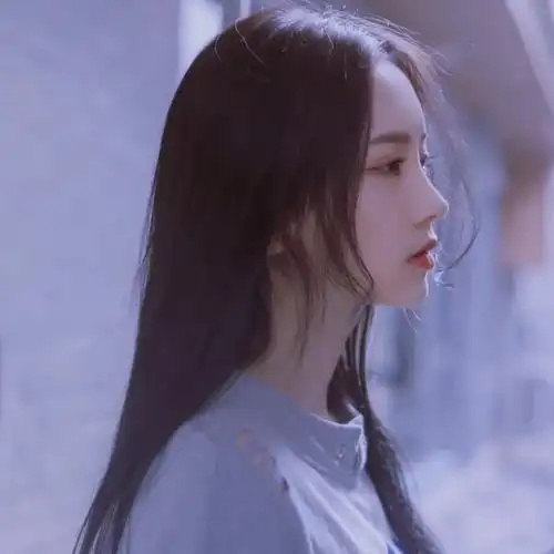 唯美侧脸伤感女生头像图片后来你离开了只剩下我
