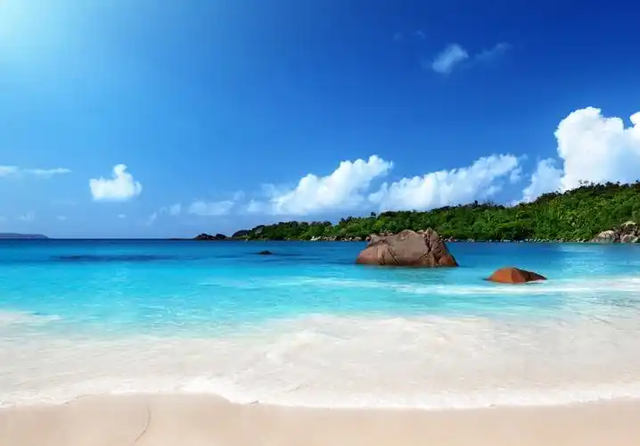 沙滩,海水,海洋,夏天,阳光,自然风景图片_4k风景图片高清壁纸_墨鱼部