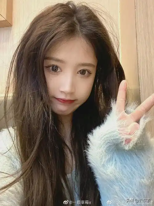 她毅然决然地走上了这条创业之路选择回乡创业的00后女生莲讯来自福建