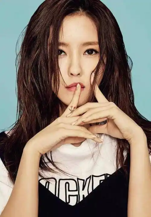 美女明星朴孝敏高清壁纸写真身材傲人美艳绝伦