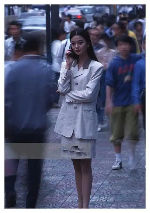 老照片:想不到90年代的中国女孩是那么美,图5绝对是一位辣妈!