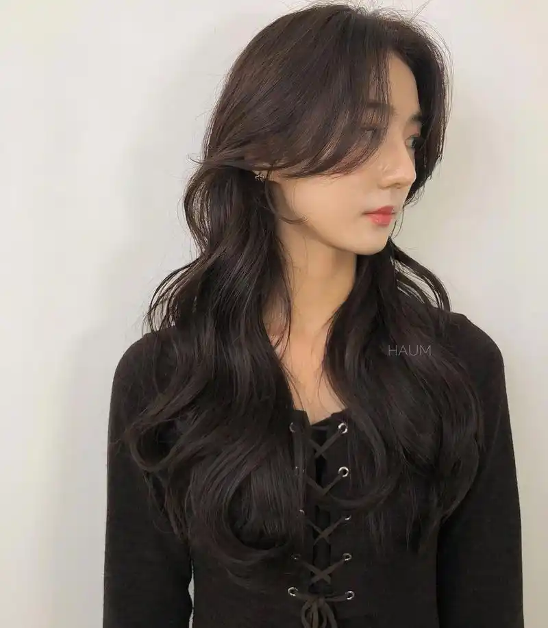 今年秋冬流行发型21款,好看时尚不老气,喜欢就试试