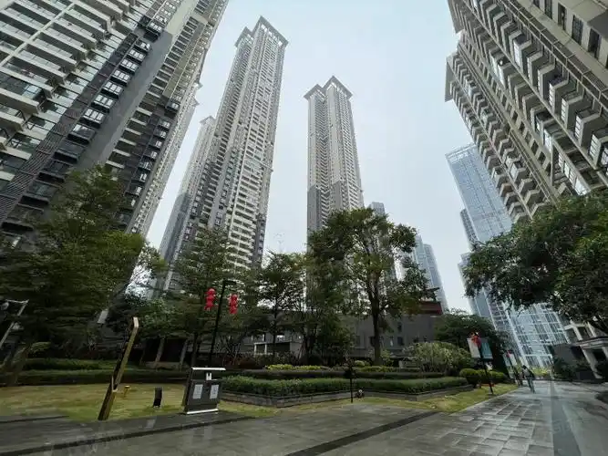 天誉城3室2厅2卫91.87㎡南北91万