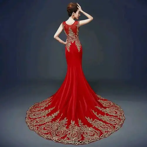 红色礼服优雅背影头像