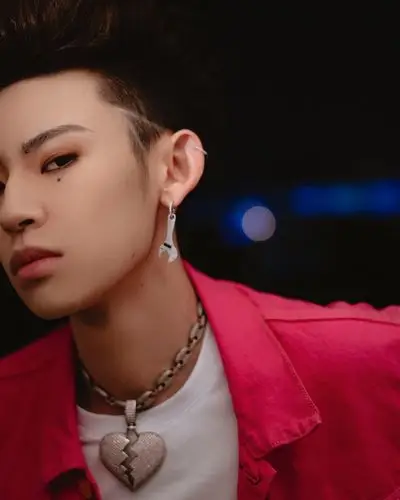 小鬼王琳凯扳手耳环朋克风写真图片16