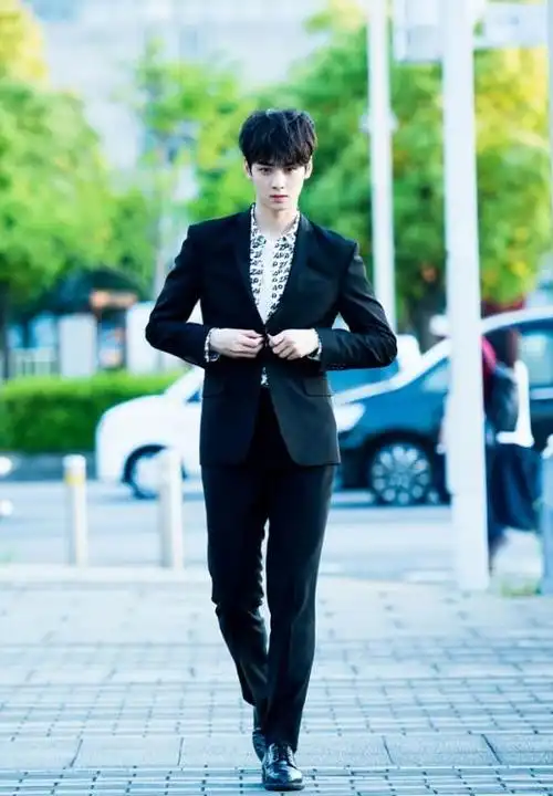 车银优高清图片无水印情钟余你