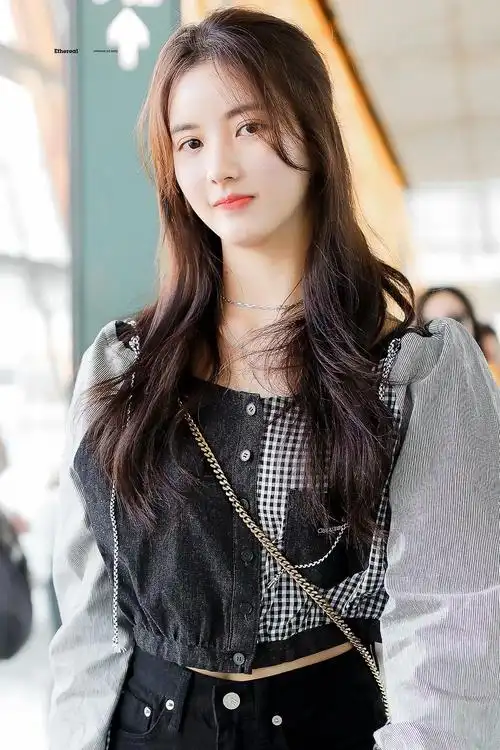 刘些宁,(sally,)1996年10月23日出生于中国,韩国女子演唱组合gugudn