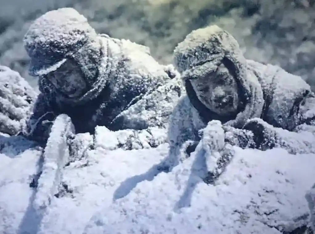 老战士回忆长津湖长津湖战役有多冷如今的长津湖变成了什么样