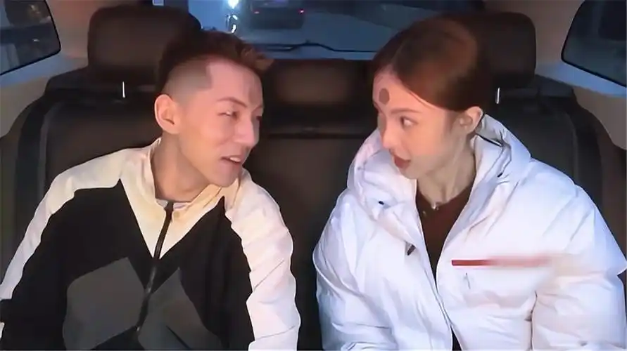 最喜欢看金晨卡斯柏斗嘴了!一言不合就飚段子,堪比说相声!