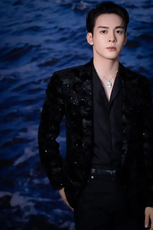 曾舜晞图片曾舜晞时尚芭莎年度派对图片