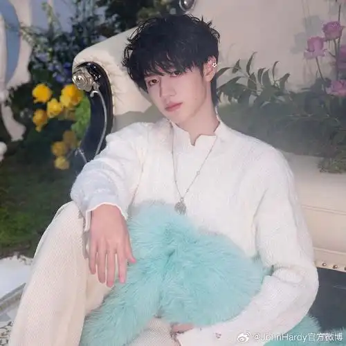 john hardy星光锋芒##朱志鑫18岁庆生照##朱志鑫##dotmoondoor