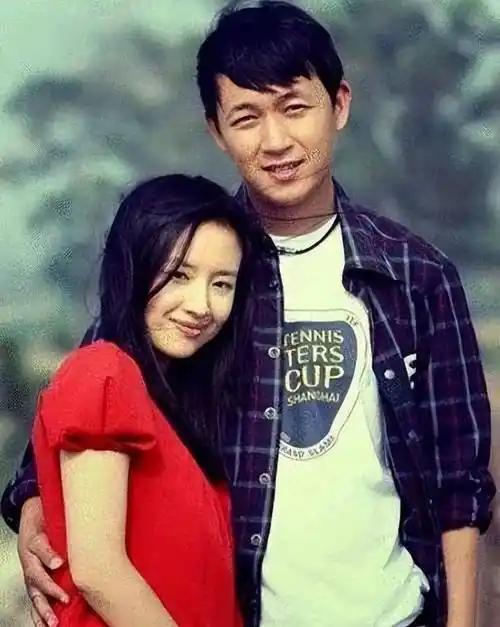 潘粤明被董洁毁了家庭事业和名声,有人比他更惨_钟镇涛_章小_婚姻