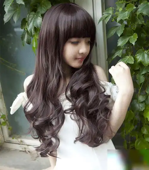 一头波浪卷性感妩媚,精致五官更迷人|卷发|发型|刘海|大波浪_网易订阅