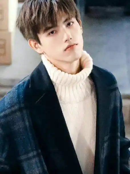 陈飞宇李峋抽烟未播片段