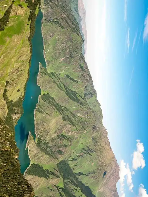 新疆旧图新发俯瞰天山天池全景