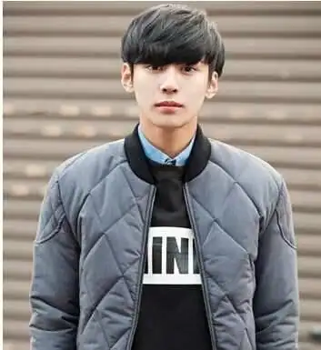 男生要怎样留这种厚重的刘海,还有就是这个头发是怎么烫的