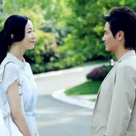 由唐季礼监制,蒋家骏执导的电视剧《偏偏爱上你》正在湖南卫视热播.