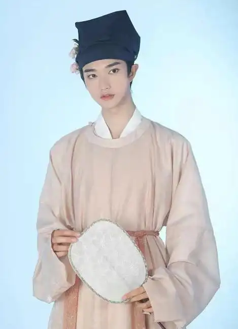 宋代才女出上联洞中泉水流不尽一书生对出下联才女以身相许