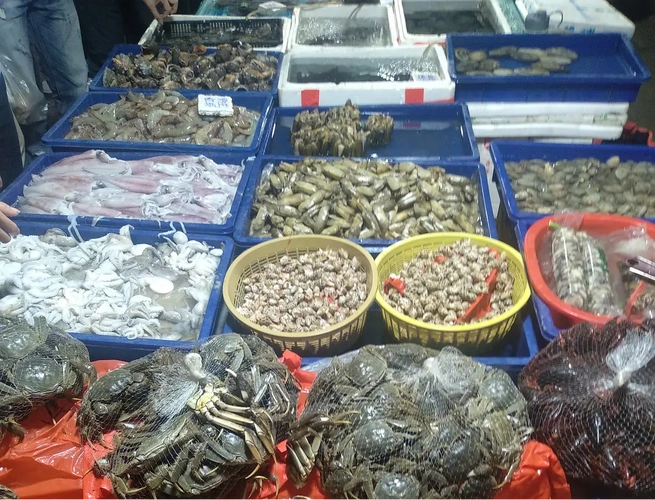 厦门八市海鲜市场水产丰富(受访者供图)