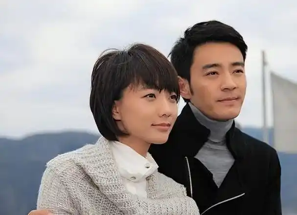 他娶过郝蕾,爱过王珞丹,负了殷桃,没想到38岁又娶了年轻的她