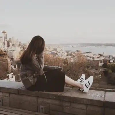 收集   点赞  评论  女生文艺头像唯美背影 0 933 秋阳杲杲  发布