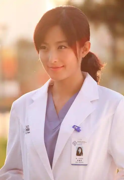 演员徐百慧:女知青专业户,出道18年0绯闻,38岁未婚未育很幸福