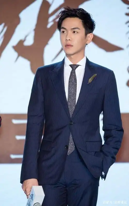 男星张若昀写真合集大放送