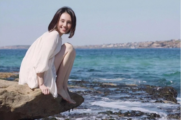 看了袁泉20岁的一张写真照,才明白夏雨爱她20年不变的原因